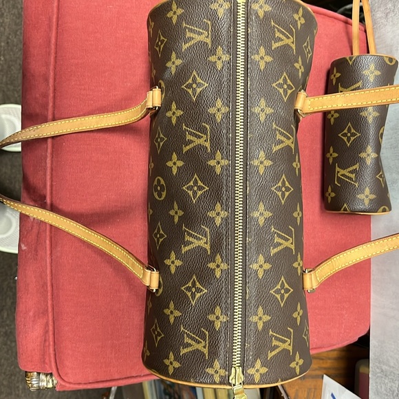 EUC Louis Vuitton 1993 Papillon Cylinder Bag with Small Cylinder Coin Bag - Picture 11 of 15